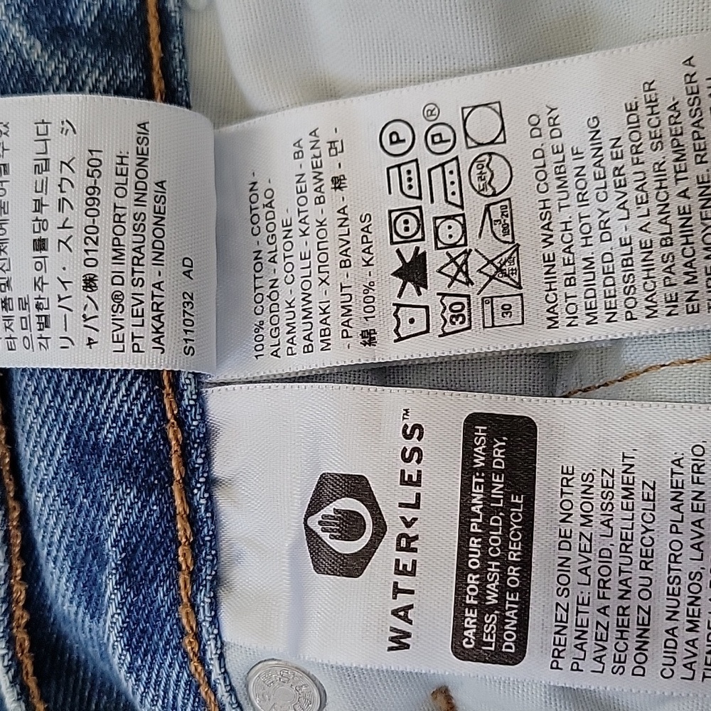 Levi's 501 Womens Jeans 26 Waist 30 Length Leather Patch Big L Tag 100% cotton - Picture 8 of 11